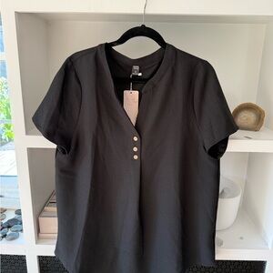 Elegant Black Short Sleeve Blouse with Button Detail